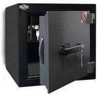 Сейф Рипост ВМ 1001Т