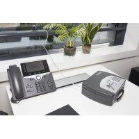 Компактный переносной мини-сейф  Sentry Safe P008EML